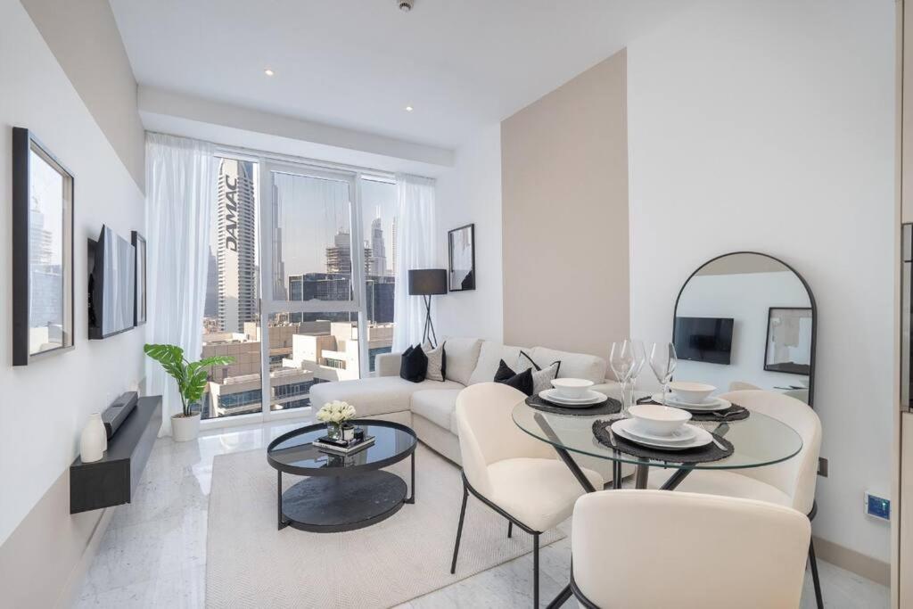 Downtown, Amazing Burj Khalifa And Skyline Views Apartment